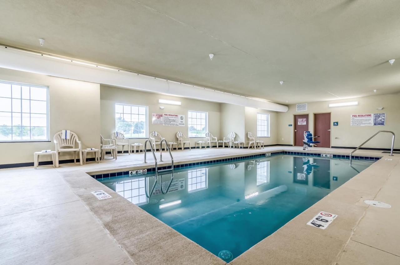 Cobblestone Hotel & Suites - Andrews Esterno foto