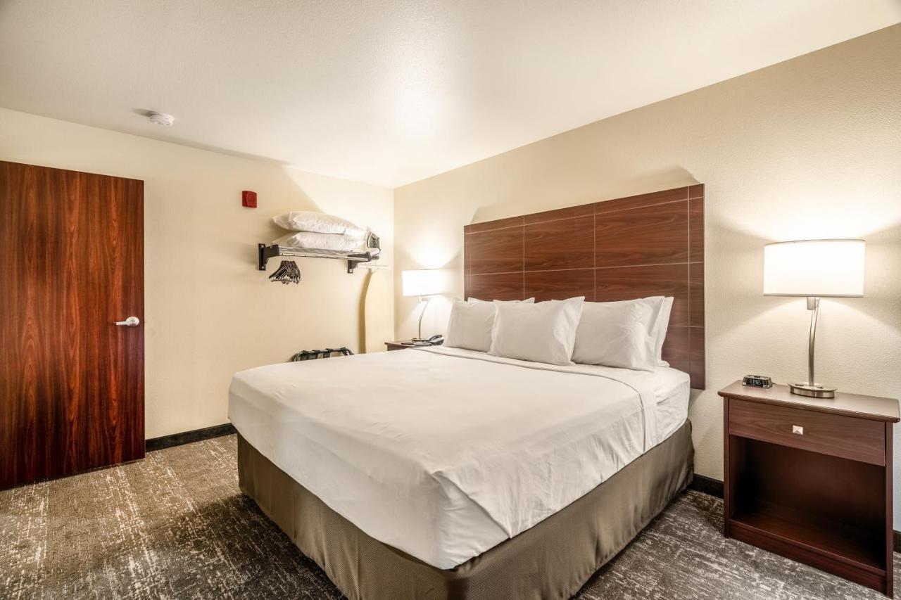 Cobblestone Hotel & Suites - Andrews Esterno foto